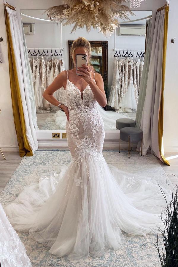 Elegant Long Spaghetti Strap Mermaid Sweetheart Tulle Backless Wedding Dress with Appliques