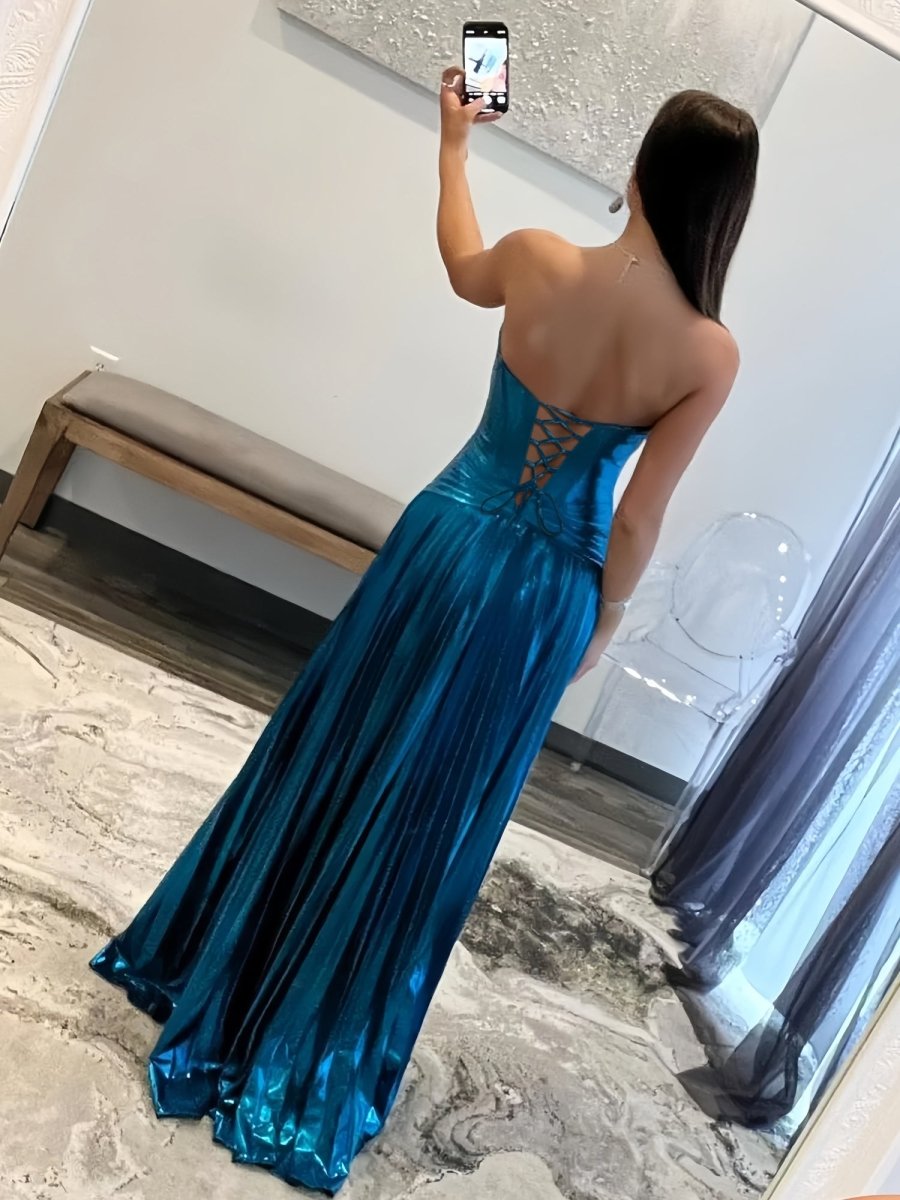 Sileas | Sweetheart Metallic Pleated Long Formal Dress With Slit